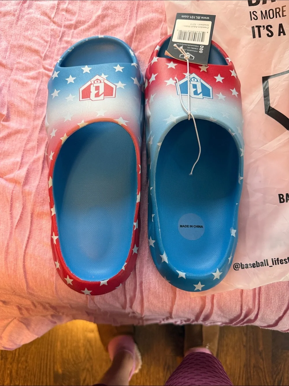 Baseball Lifestyle 101 - men’s slides size 10/11 NWT
